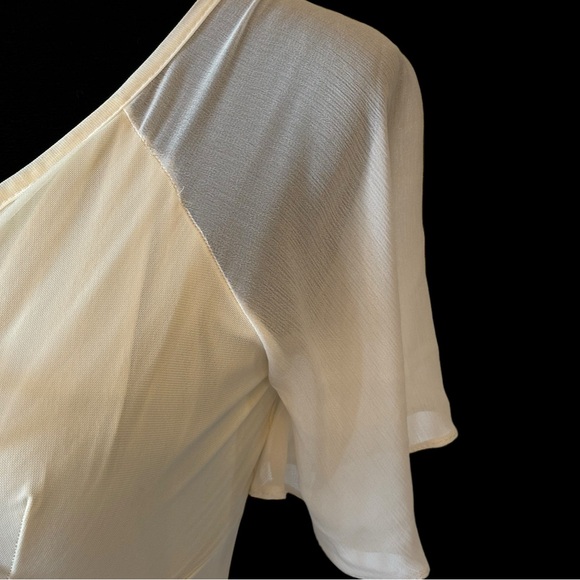 Paradyz Couture Cream & Black Flower Appliqué Top Small - Picture 3 of 5